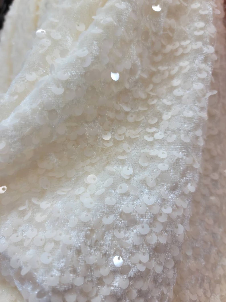 58/60 Beige Glitter Stretch Velvet Fabric - By The Yard  [BEIGEVELVET-GLITTER] - $7.99 : , Burlap for Wedding and  Special Events