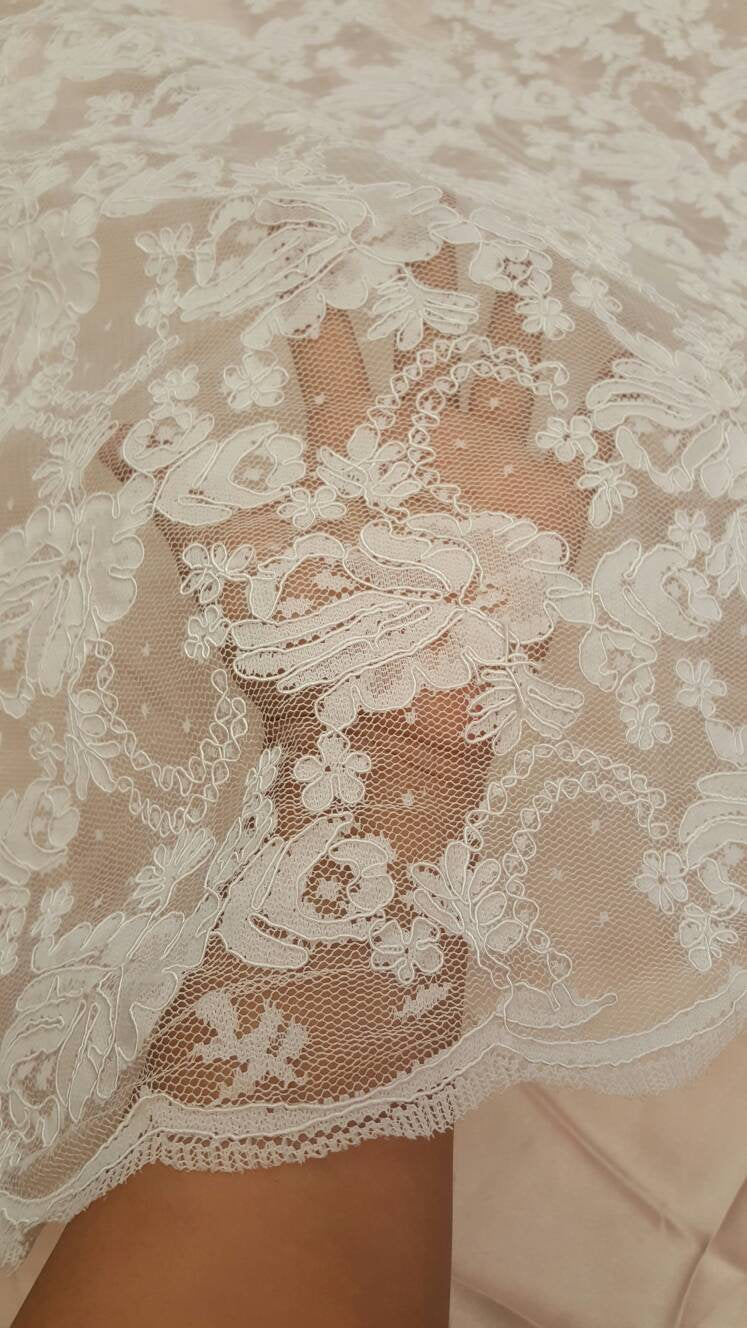 White French Lace Floral Flowers Polka Dot Fabric Sold by the Yard Double Scalloped Embroidery Bridal Evening Dress Baptism First Communion