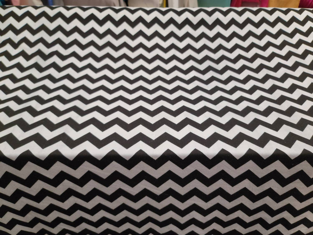 Fabric By The Yard Black And White Chevron On Stretch Jersey Knit Soft  Dress Clothing Decoration Draping Fashion New Fabric
