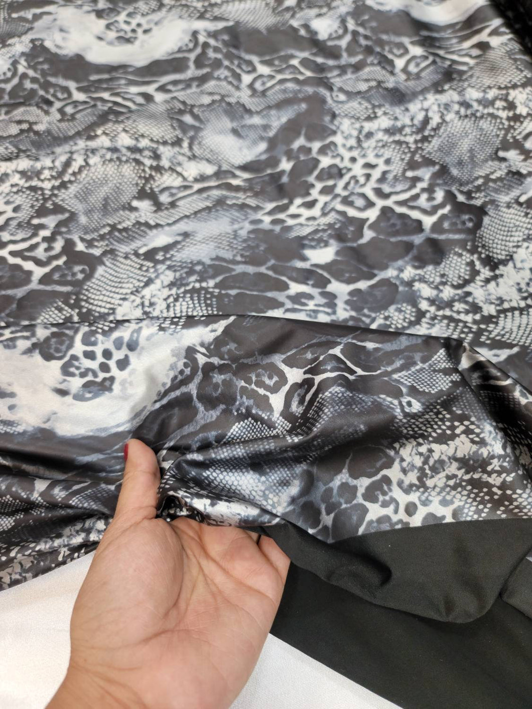 Silver Black Snake Spandex Stretch Fabric Sold by the Yard Stretch Black Fabric Clothing Animal  Print Dress Fashion Draping Background